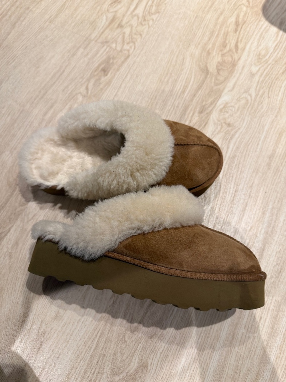 Kirkland slippers